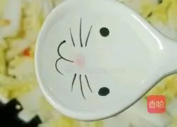 Illustration of how to make spicy baby cabbage 9