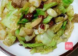 Illustration of how to make hand-shredded cabbage 7