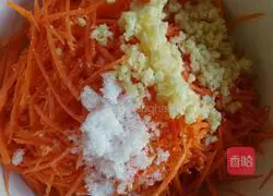 Illustration of how to make cold carrots 3