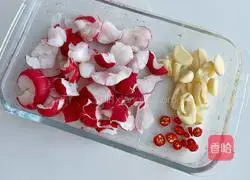 Illustration of how to make cold cherry radish 2