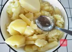 Illustration of how to make tomato minced meat and mashed potatoes 4