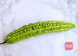 Lose weight and remove dampness ~ Illustration of how to make rock sugar bitter melon 1