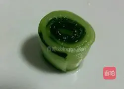 Illustration of how to make cucumber rolls 6