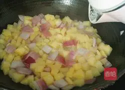 Illustration of how to stir-fry onions and potatoes 8