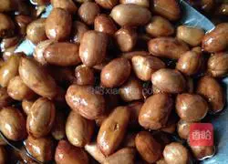 Illustration of how to make salt and pepper peanuts 5