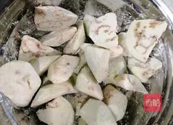 Illustration of how to make three fresh vegetables 1