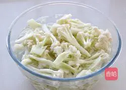 Illustration of how to make fried fungus with cauliflower 1