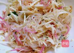 Illustration of how to mix cabbage with vermicelli 13