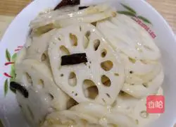 Illustration of how to make garlic and lotus root slices 8