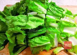 Illustration of how to make garlic cabbage 2