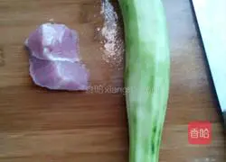 Illustration of how to make loofah soup 1