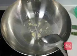 Illustration of how to stir-fry shredded carrots 2