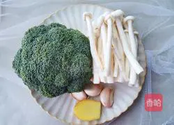 Illustration of how to make fried mushrooms with broccoli 1