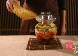 Illustration of how to make Sichuan style kimchi 6