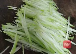 Illustration of how to make stir-fried chayote 3