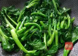 Illustration of how to make garlic cabbage 5