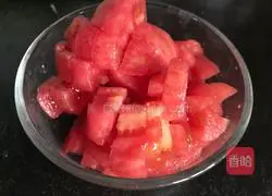 Recipe for stir-fried lettuce with tomatoes Illustration 2