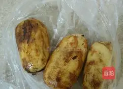 Illustration of how to make stir-fried lotus root slices 1