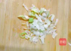  Illustration of how to make stir-fried cabbage 3