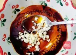 Illustration of how to make boiled lettuce 8