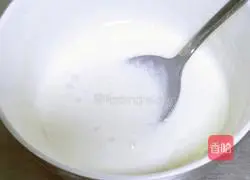 Illustration of how to make salt and pepper lotus root slices 5