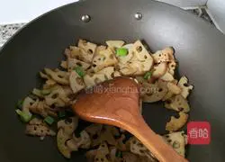 Illustration of making sweet and sour lotus root slices 4