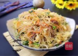 Illustration of how to mix cabbage with vermicelli 14