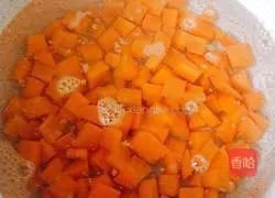 Illustration of how to make cold celery and peanuts 3