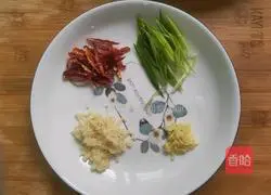 Illustration of how to cook white jade slices 7