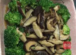 Illustration of how to make mushrooms and broccoli (delicious for weight loss) 5