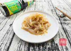 Illustration of how to stir-fry onions 7