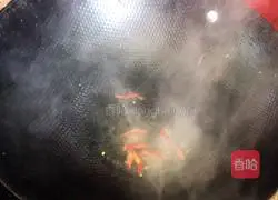 Illustration of how to make spicy and sour potato shreds 5