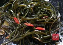 Illustration of how to make spicy kelp shreds 7