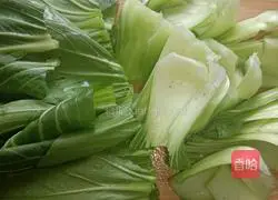 Illustration of how to stir-fry shiitake mushrooms and sea greens 1