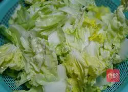 Illustration of how to make stir-fried cabbage with soy sauce 2