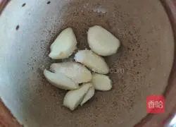 Illustration of how to make long beans with sesame sauce 4