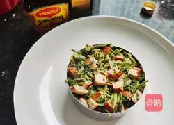 Illustration of how to make Chinese toon with dried incense 7