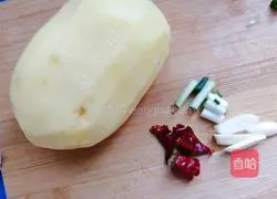 Illustration of how to make stir-fried shredded potatoes 1