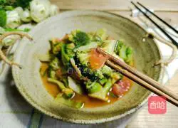 Illustration of how to make broccoli in tomato sauce 10