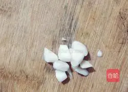 Illustration of how to stir-fry seasonal vegetables and seaweed 1