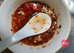 Illustration of how to make cold shredded chicken breast 11