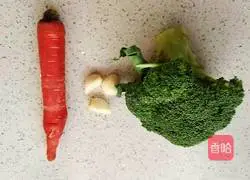 Illustration of how to make fried carrots with broccoli 1