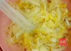 Illustration of how to make pickled vegetable noodles 7