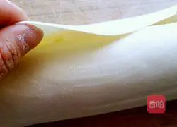 Illustration of how to make hand-made noodles 8