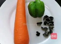 Illustration of how to make stir-fried shredded carrots 1