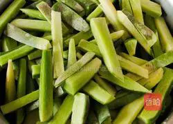 Illustration of how to make homemade dried radish 1 