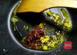 Illustration of how to make stir-fried cabbage with soy sauce 6