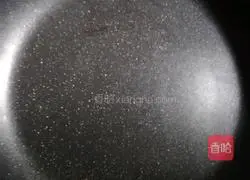 Illustration of how to make sauce-flavored potato chips 4