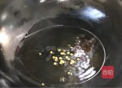 Illustration of how to make spicy red cabbage moss 3