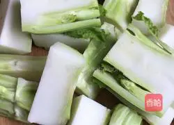 Illustration of how to stew mustard greens 4